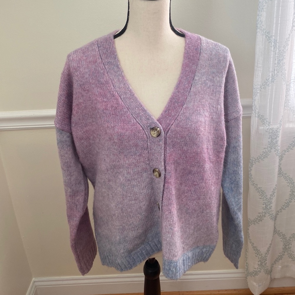 JohnPaulRichard “Plum” Button Up Cardigan Sweater Size Large NWT.